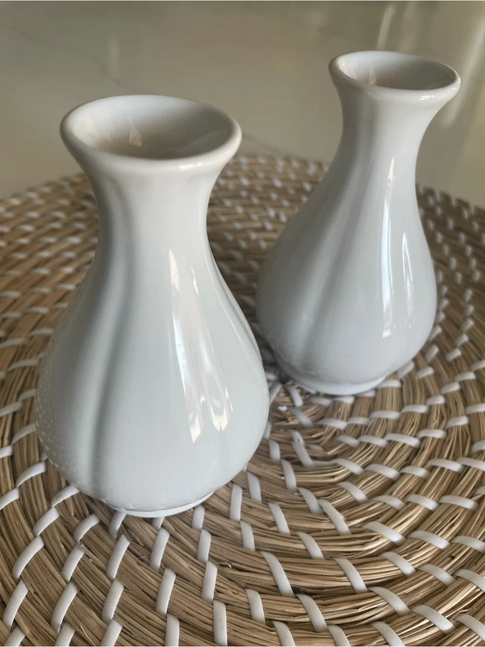 Hollowick Easy Florals White China Mini Curved Texture Bud Vases - Set of Two